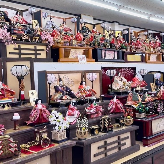 雛人形の展示風景